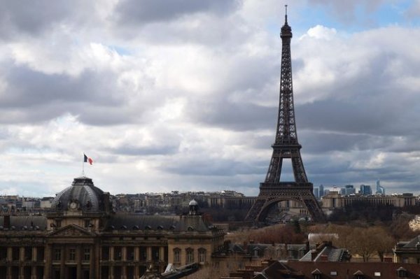 Paris'te 1 yıl yaşayan 183 sigara içmiş gibi oluyor